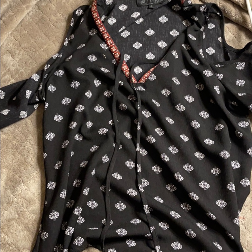 Western open shoulders long sleeve top